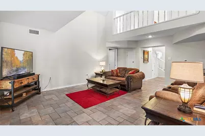 689 Abels Way, Canyon Lake, TX 78133 - Photo 9