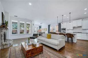 487 Mission Hill Run, New Braunfels, TX 78132 - Photo 3