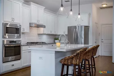 487 Mission Hill Run, New Braunfels, TX 78132 - Photo 11