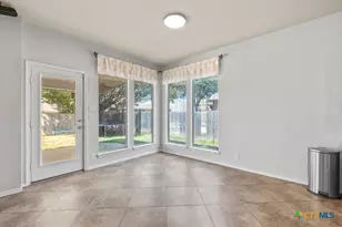 3014 Hidden Mdw, Seguin, TX 78155 - Photo 9