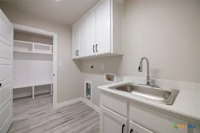 1404 Red Rock Road, Hewitt, TX 76643 - Photo 21