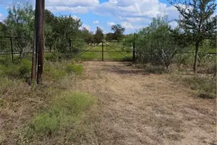 1988 Cr 116, Rogers, TX 76569 - Photo 17