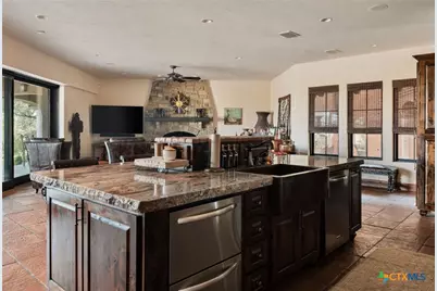 3220 Fall Creek Estates Drive, Spicewood, TX 78669 - Photo 17