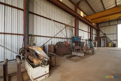 11759 US Hwy 87, Victoria, TX 77904 - Photo 19