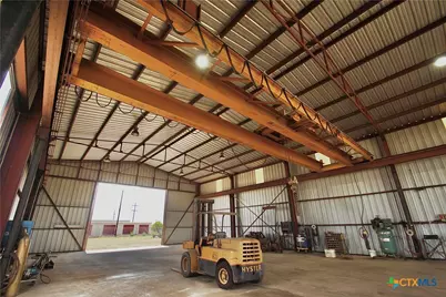 11759 US Hwy 87, Victoria, TX 77904 - Photo 13