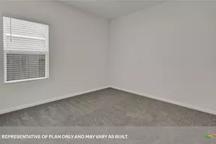 215 Las Lomas St, San Marcos, TX 78666 - Photo 5