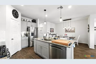 1741 James Street, New Braunfels, TX 78130 - Photo 7