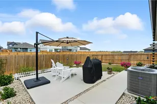 1741 James St, New Braunfels, TX 78130 - Photo 21