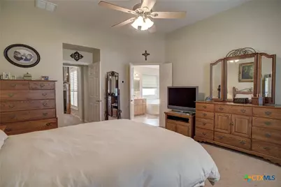 714 Louisiana Street, Shiner, TX 77984 - Photo 25