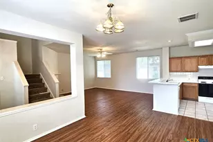 237 Tapwood Ln, Cibolo, TX 78108 - Photo 9