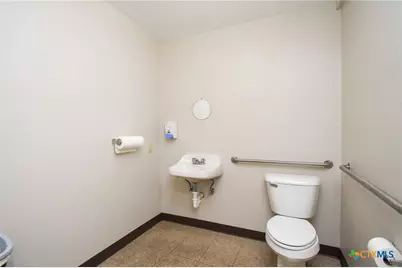 307 Sam Houston Drive #C, Victoria, TX 77901 - Photo 11