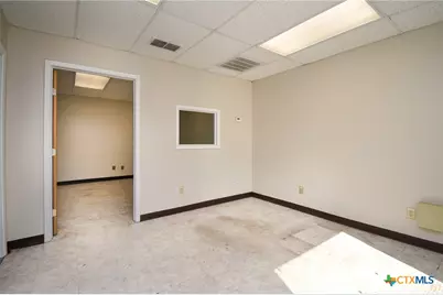 307 Sam Houston Drive #C, Victoria, TX 77901 - Photo 5