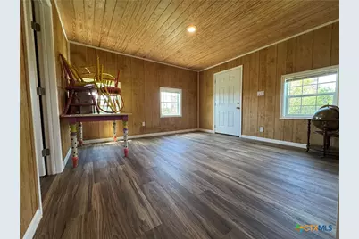 8060 Cr 210 Road, Bertram, TX 78605 - Photo 33