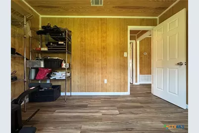 8060 Cr 210 Road, Bertram, TX 78605 - Photo 31