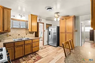 1405 Camilla Rd, Killeen, TX 76549 - Photo 1