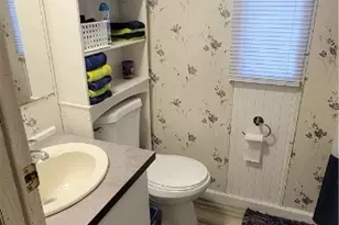 406 W Denver Ave, Seadrift, TX 77983 - Photo 23