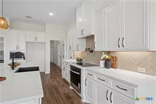 11042 Eagle Walk Blvd, Salado, TX 76571 - Photo 15