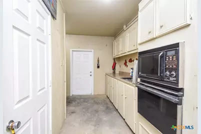 1588 W Bayshore Drive, Palacios, TX 77465 - Photo 41