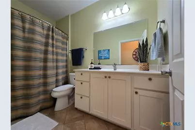 1588 W Bayshore Drive, Palacios, TX 77465 - Photo 29