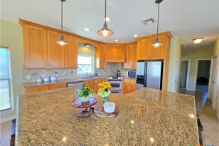 1588 W Bayshore Dr, Palacios, TX 77465 - Photo 17