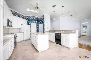 622 Evergreen Ln, New Braunfels, TX 78130 - Photo 11