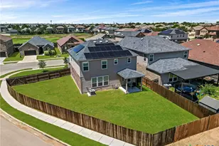 3865 Bentwood Way, New Braunfels, TX 78130 - Photo 23