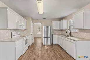 5504 Southern Crossing Dr, Temple, TX 76502 - Photo 11