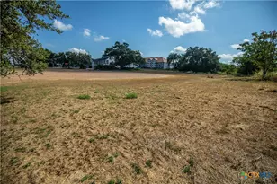 2125 N Esplanade St, Cuero, TX 77954 - Photo 21