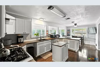 683 & 695 Albert Street, New Braunfels, TX 78130 - Photo 9