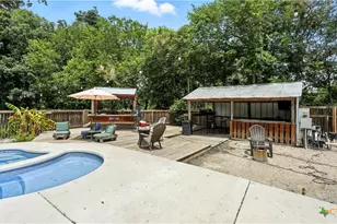 683 & 695 Albert St, New Braunfels, TX 78130 - Photo 41