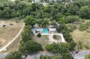 683 & 695 Albert St, New Braunfels, TX 78130 - Photo 47