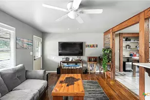 683 & 695 Albert St, New Braunfels, TX 78130 - Photo 29