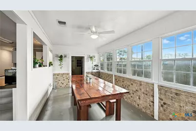 683 & 695 Albert Street, New Braunfels, TX 78130 - Photo 11