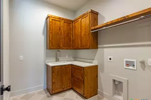 205 Timber Pl, La Vernia, TX 78121 - Photo 19