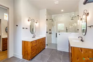 205 Timber Pl, La Vernia, TX 78121 - Photo 17