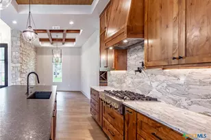 205 Timber Pl, La Vernia, TX 78121 - Photo 9