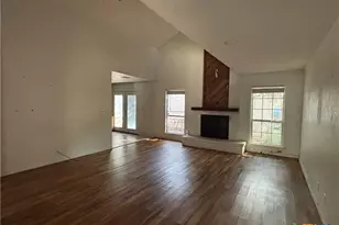 115 Bowling Green Dr, Victoria, TX 77904 - Photo 5
