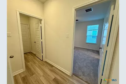 433 Panther Pass, Seguin, TX 78155 - Photo 35