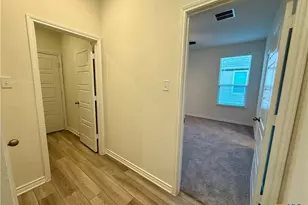 433 Panther Pass, Seguin, TX 78155 - Photo 35