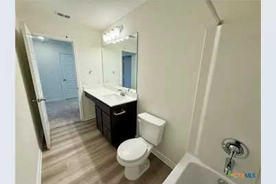 433 Panther Pass, Seguin, TX 78155 - Photo 27