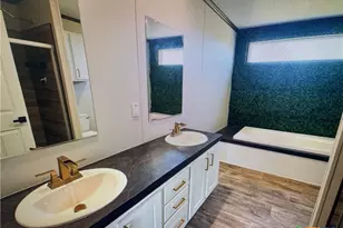 997 Barton Ln, Gatesville, TX 76528 - Photo 9