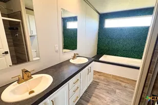 997 Barton Ln, Gatesville, TX 76528 - Photo 7