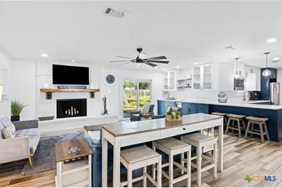 1219 S Church Street, Rockport, TX 78382 - Photo 9