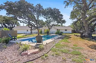 1219 S Church St, Rockport, TX 78382 - Photo 1