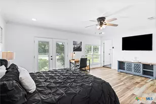 1219 S Church St, Rockport, TX 78382 - Photo 17