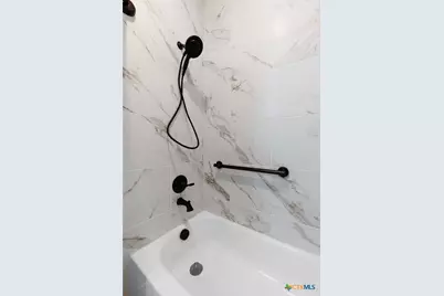 101 Hillside Lane, Lampasas, TX 76550 - Photo 31