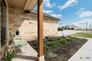 101 Hillside Ln, Lampasas, TX 76550 - Photo 7