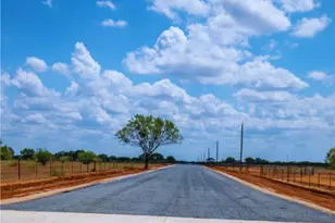 546 PR Goose Creek Ln, Jourdanton, TX 78026 - Photo 3