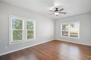 486 E South St, New Braunfels, TX 78130 - Photo 25