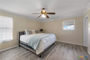 3433 W Tours Rd, West, TX 76691 - Photo 23